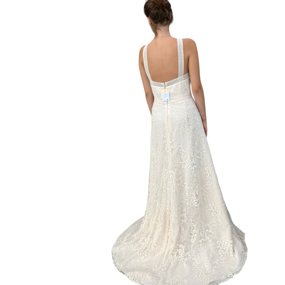 🆕 GALINA Davids Bridal Wedding Dress Ivory Allover Train Laced Embroidered